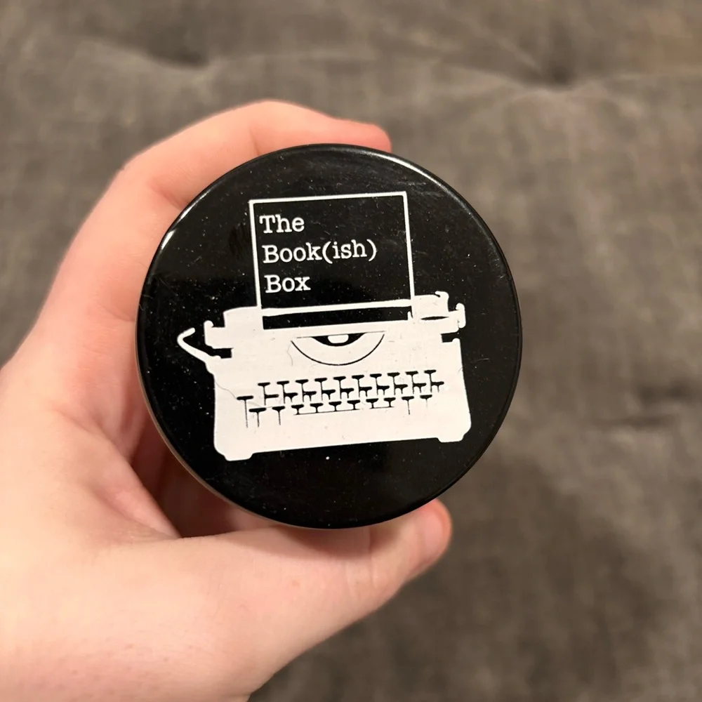 Bookish Box Wrath Cancer Zodiac Candle - Picture 2 of 3